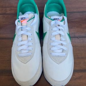 Nike Cortez cross trainers